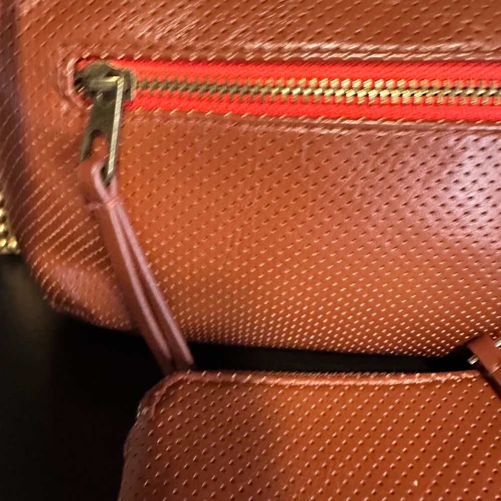 Universal Thread Bundle- Crossbody, Coin Case And… - image 2